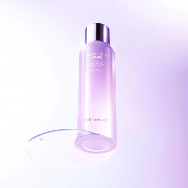 Stiklinio spindesio suteikiantis veido tonikas „Glass Skin Toner“ 150 ml