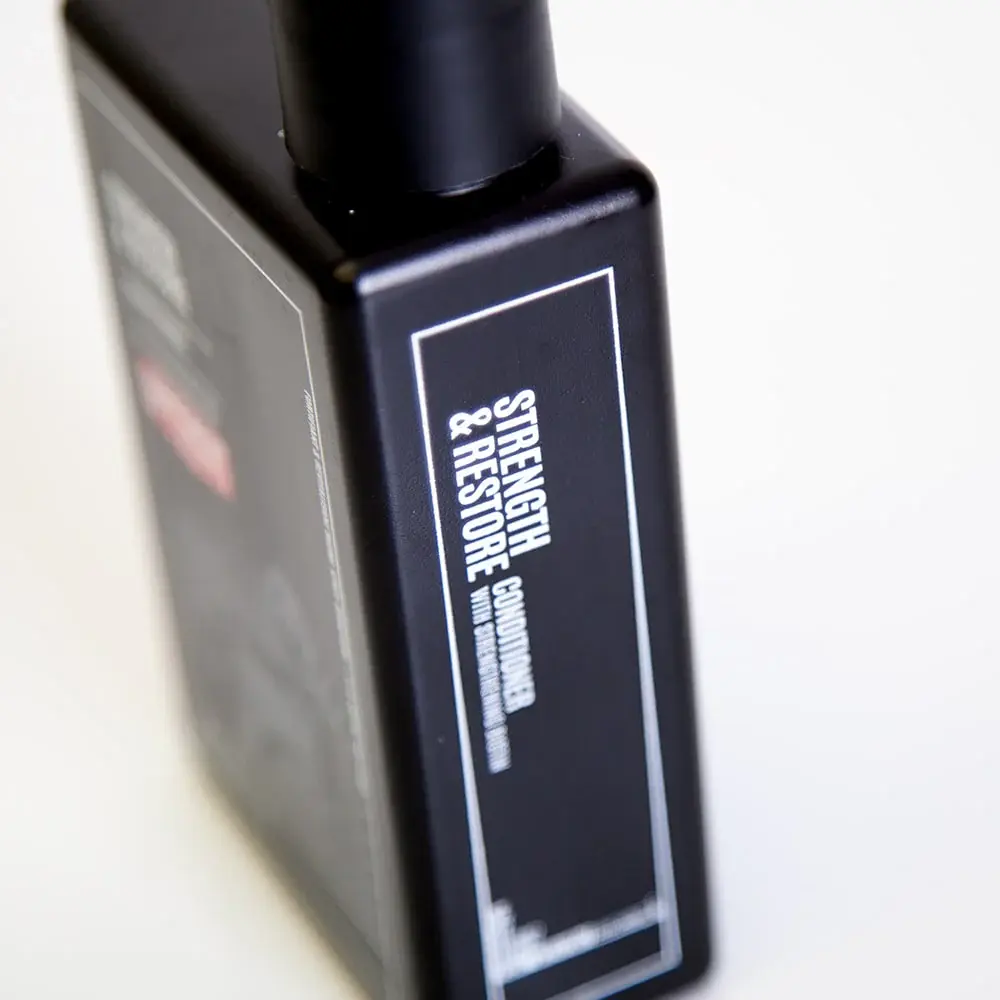 UPPERCUT DELUXE Strength & restore / Plaukų kondicionierius 1 l