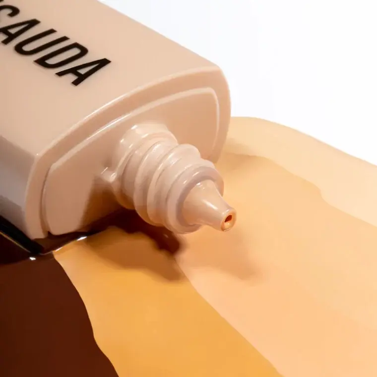 MESAUDA Milano the skin / Drėkinamasis makiažo pagrindas 30 ml C05