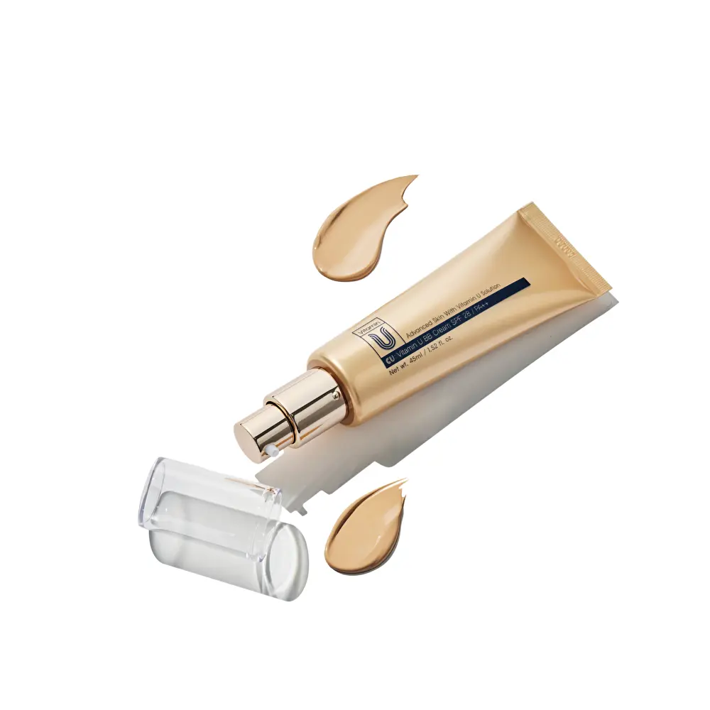 CUSKIN trigubo poveikio BB kremas su vitaminu U ir peptidais SPF28 PA++
