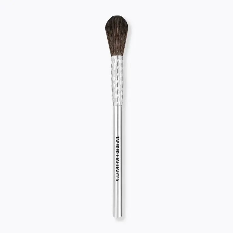 Mesauda-F08-Tapered-Highlighter-Brush.webp