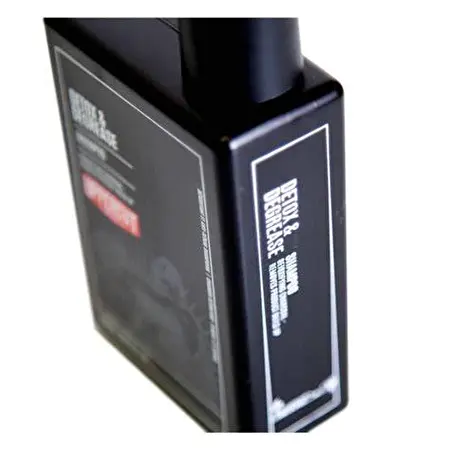 UPPERCUT DELUXE Detox & degrase / Plaukų šampūnas 240 ml
