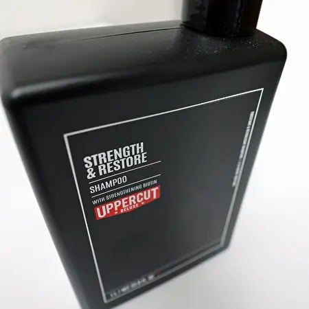 UPPERCUT DELUXE Strength & restore / Plaukų šampūnas 1 l